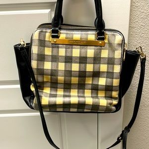 Marc Jacobs handbag in black/cream with burgundy interior